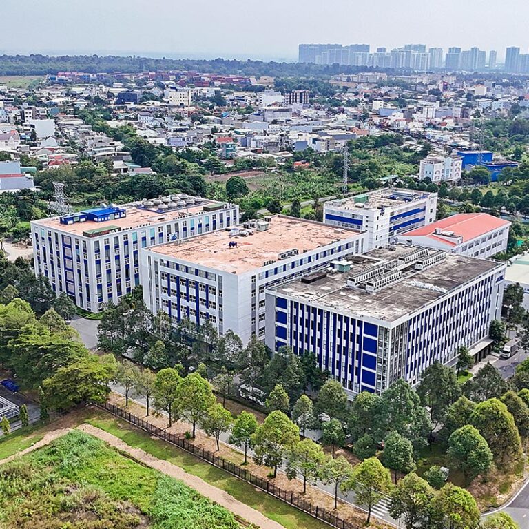 Hình ảnh xưởng Hitech Công Nghệ Cao