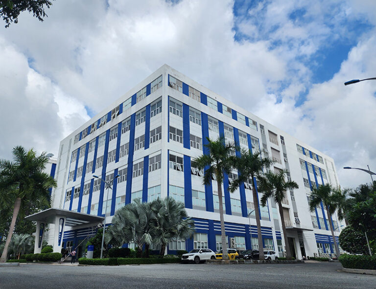 Hitech Công Nghệ Cao nhà xưởng 2